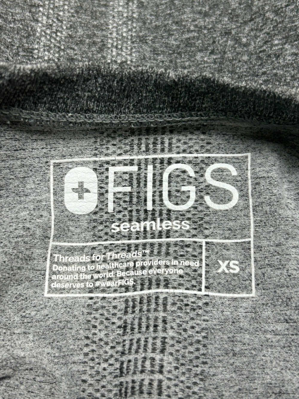 Figs Seamless Scrubs Long Sleeve Shirt Size XS Gray - Picture 3 of 7